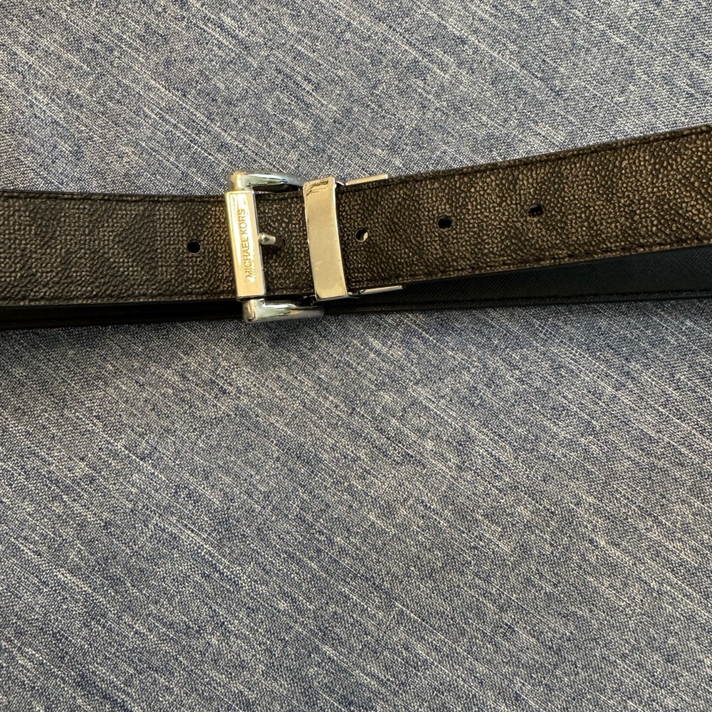 Michael Kors black leather belt